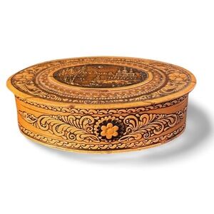 Vintage Russian Birch Bark Box Handcrafted Made in Russia 4x1 Inches